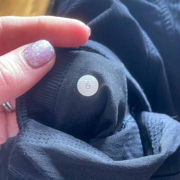 Studio Crop Size 6 - Picture 11 of 11